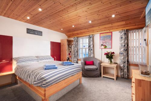 Whitby Apartment | Captains Rest