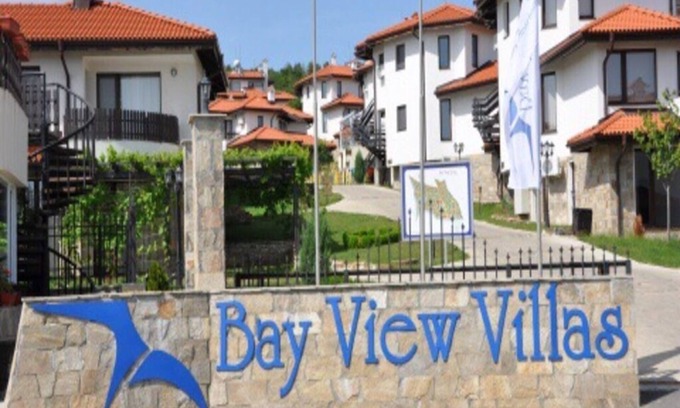 Kosharitsa Apartment | Captivating, 1 Bedroom at Bay View Villas