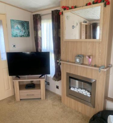 Towyn Resort | Caravan by the Sea B48