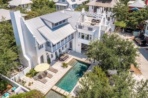 Rosemary Beach House | Carefree Cottage