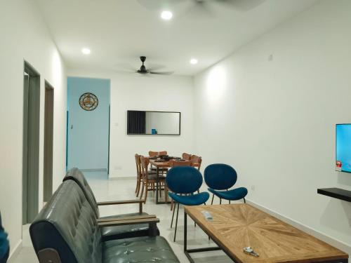 Kota Tinggi House | Carnation Homestay Kota Tinggi