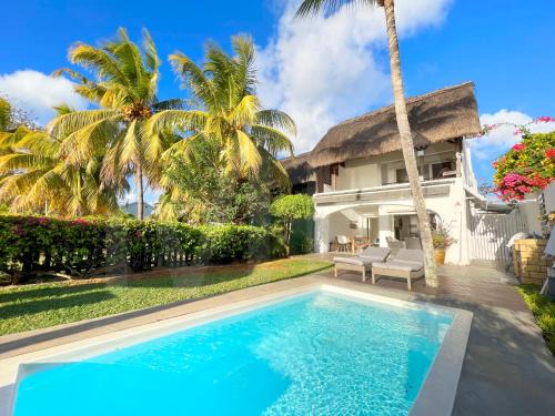 Trou aux Biches Villa | Caro's Beachfront