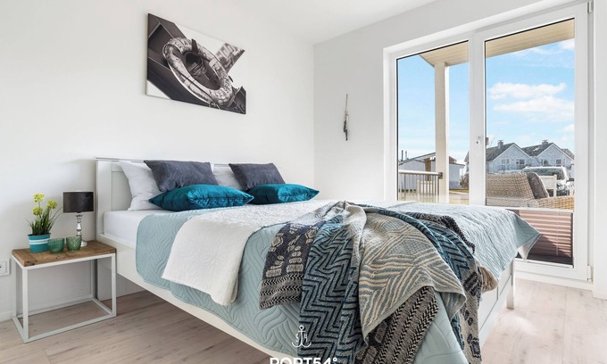 Olpenitz Apartment | Carpe Diem - directly on the water, terrace, bathtub, infrared sauna, washing machine