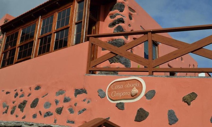 Los Llanillos House | Casa abuela Amparo