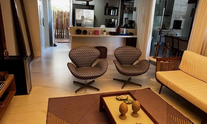 Itacimirim House | Casa Aconchegante em Praia do Forte, Perfeita Para os Seus Dias de Descanso!