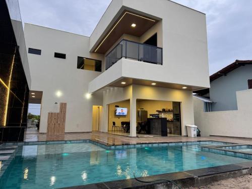 Praia do Frances House | Casa aconchegante com piscina