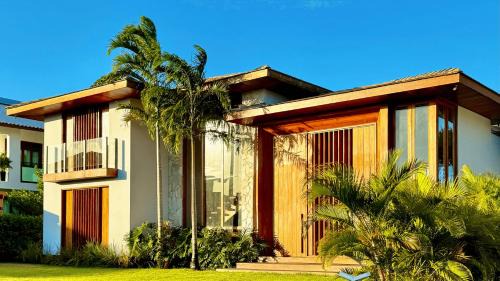 Praia do Forte House | Casa Alto Padrão 5 Suítes Piscina e Hidro Aquecida