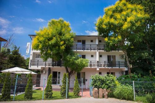 Jupiter House | Casa Amur