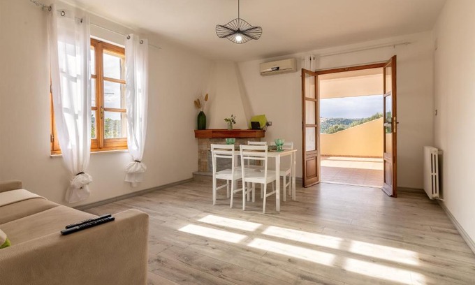 Codrongianos House | Casa Belvedere