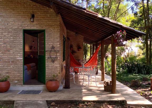 Nova Lima House | Casa charmosa em condomínio arborizado