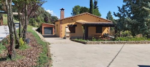Avia House | Casa Climent