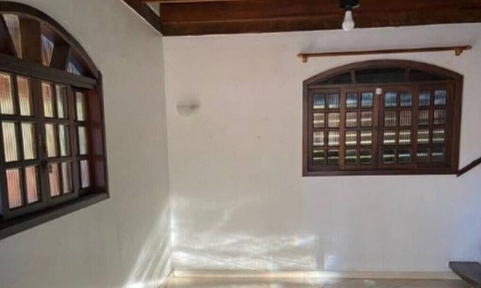 Sao Pedro House | Casa com Piscina 200m da Praia do Portinho