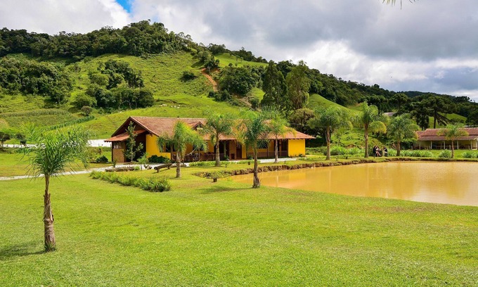 Rancho Queimado House | Casa com Vista Lago - Rancho Queimado - SRR007