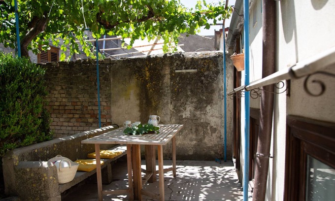 Polizzi Generosa Apartment | Casa con Giardino interno nel cuore delle Madonie by Wonderful Italy