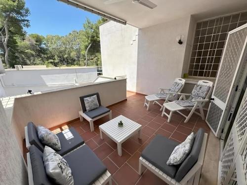 Lido Silvana Apartment | Casa con piscina, tennis e parco condominiali