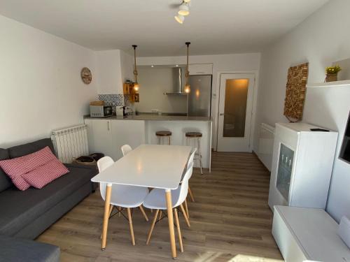 Encamp Apartment | Casa Cris Encamp