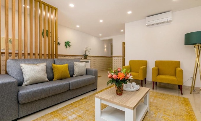 Lagos City Center House | Casa da Alegria