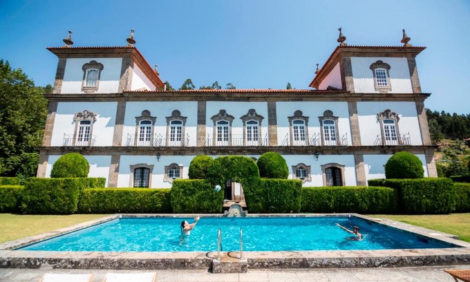 Facha House | Casa das Torres da Facha