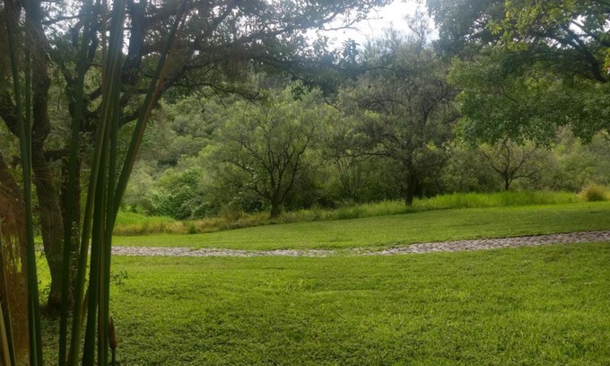 El Oasis Valsequillo House | Casa de campo, a 3 minutos de Africam Safari.