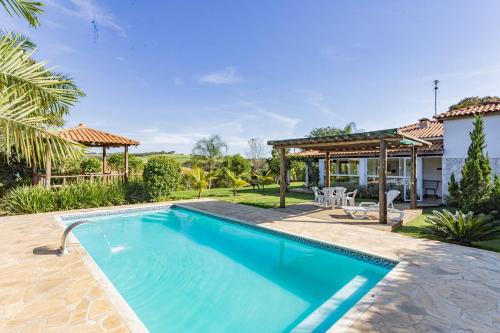 Porto Feliz House | Casa de Campo c Piscina e Wi-Fi em Gramadinho