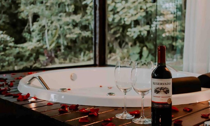 Joinville House | Casa de campo em Joinville com Hidromassagem e Lareira