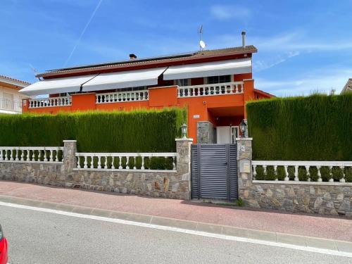 Santa Eulalia de Roncana Apartment | Casa de vacances Mary