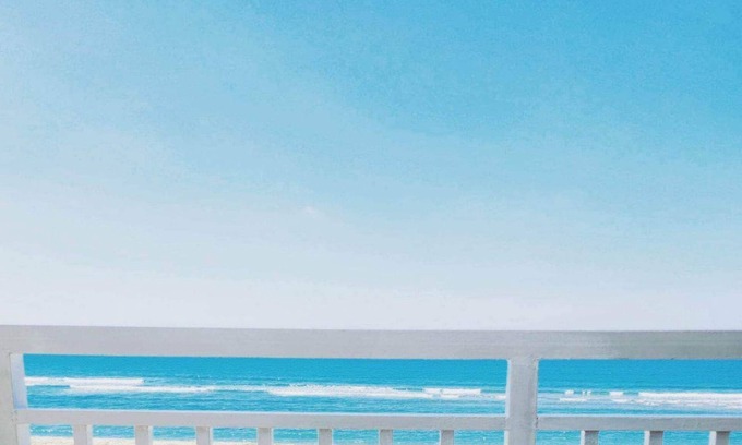 Santa Lucia House | CASA DE LEON Private Beach House with a Pool - just a step to the beach!