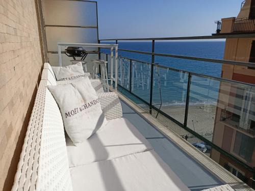Savona Apartment | Casa di Noemi - Seafront with parking
