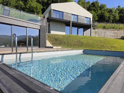 Vila House | Casa do Barbeiro - View of the River Minho