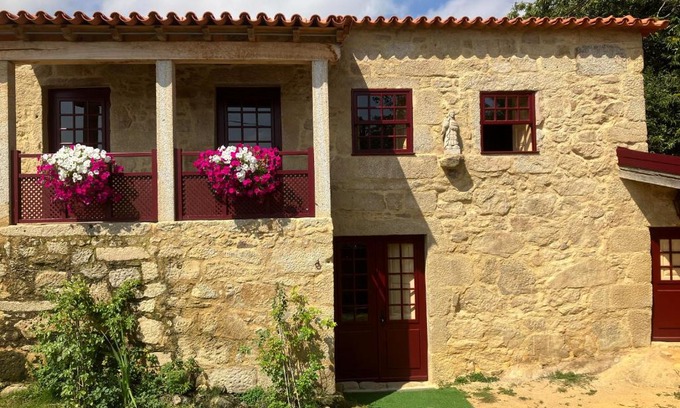 Ponte de Lima House | Casa do Cruzeiro do Outeiro -comfort and tradition