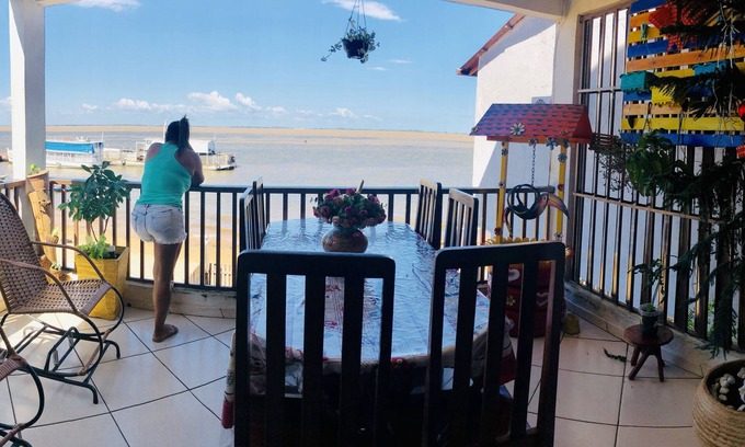 Prainha House | Casa do Ivo (Paradise in Santarém Holiday House)