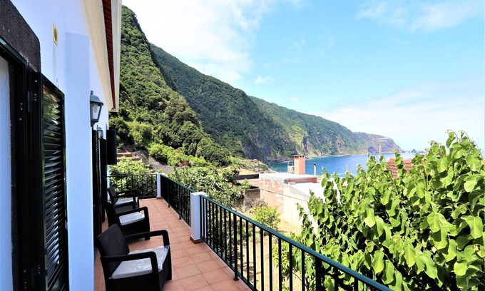 Porto Moniz House | Casa do Seixal