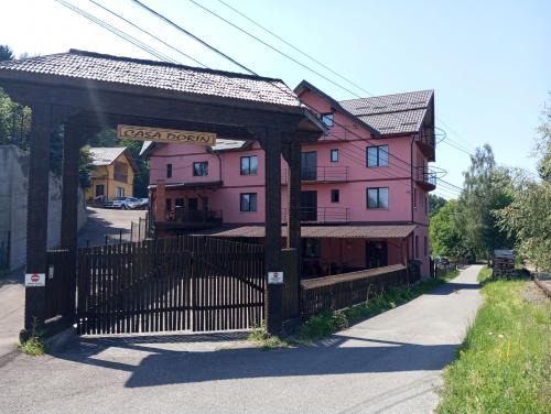 Borsa House | Casa Dorin Capacitate Autocar