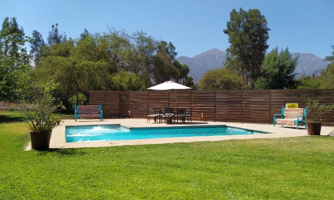 San Francisco de Mostazal Villa | Casa Galpón en la Laguna de Aculeo