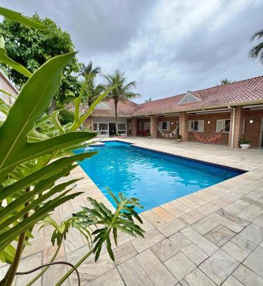 Balneario Praia do Pernambuco House | Casa Grande Com Piscina Guaruja