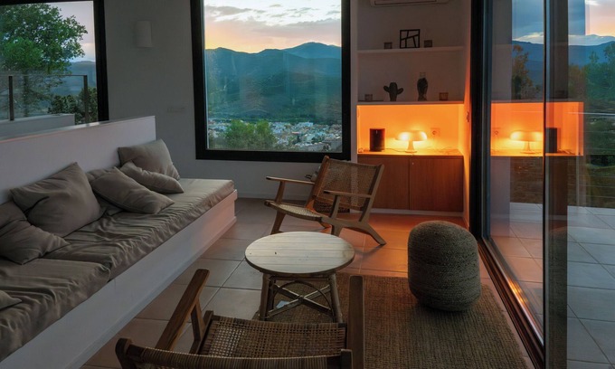 Llanca Villa | Casa Home Family