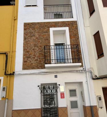 Cabanes House | Casa Juan