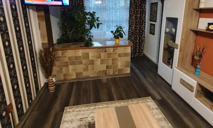 Tecuci Apartment | Casa & Julieta