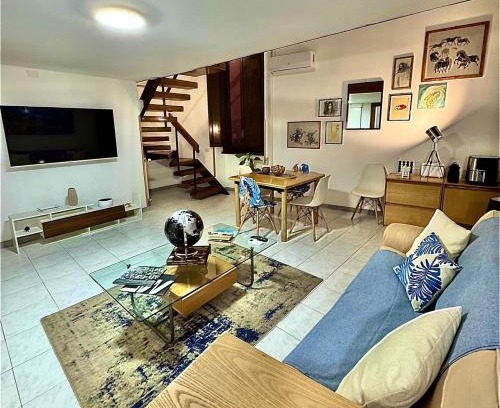 Rione V Ponte Apartment | Casa Kevisco