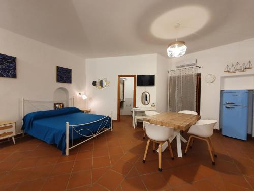 Lipari Historic Centre House | Casa Lavinia - open space con terrazza privata