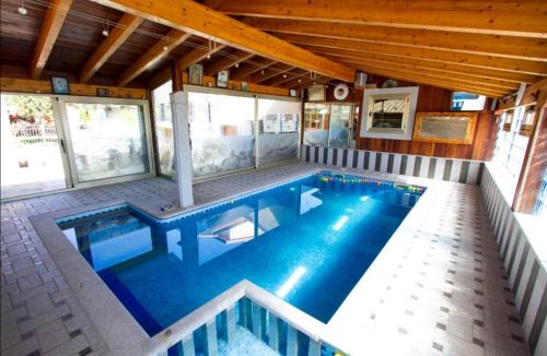 Fariza House | Casa Leocadia