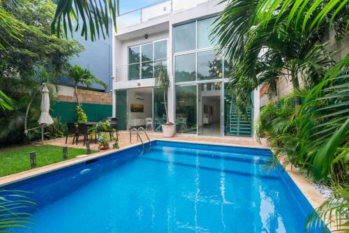 Villa Juarez House | Casa Lula 5-BR Getaway in Riviera Maya
