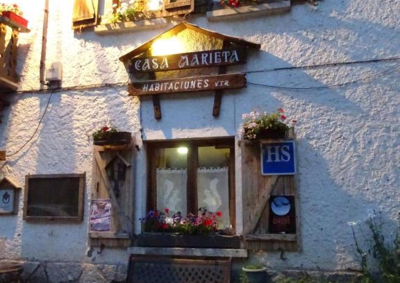 Canfranc-Estacion House | Casa Marieta