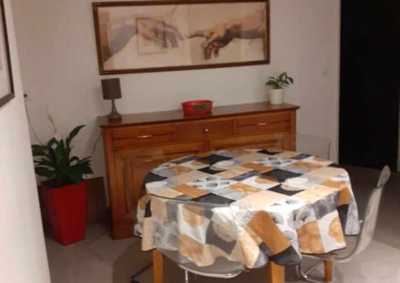 Deville-les-Rouen Apartment | Casa Mia Casa Tua