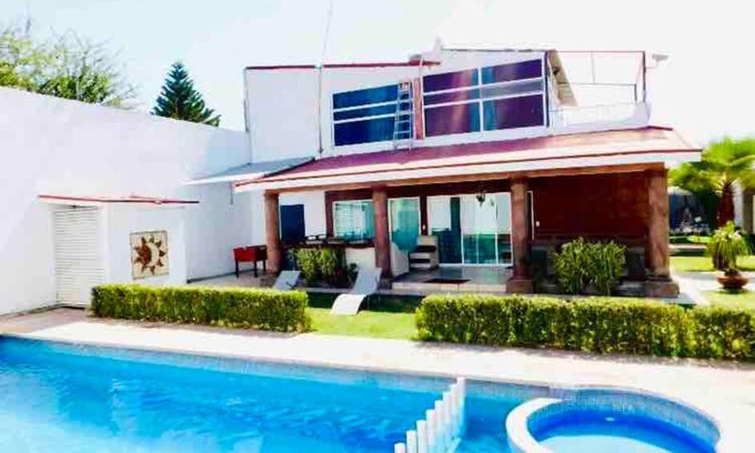 Cuautla House | Casa Mirenik, un lugar para relajarse