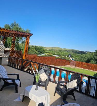 Potrero de Garay House | Casa Montana