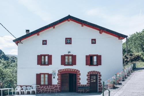 Valcarlos Ski Chalet | Casa Navarlaz S N