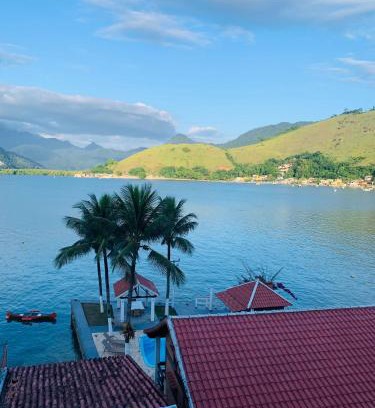 Ponta do Sape House | CASA NO MAR DE ANGRA
