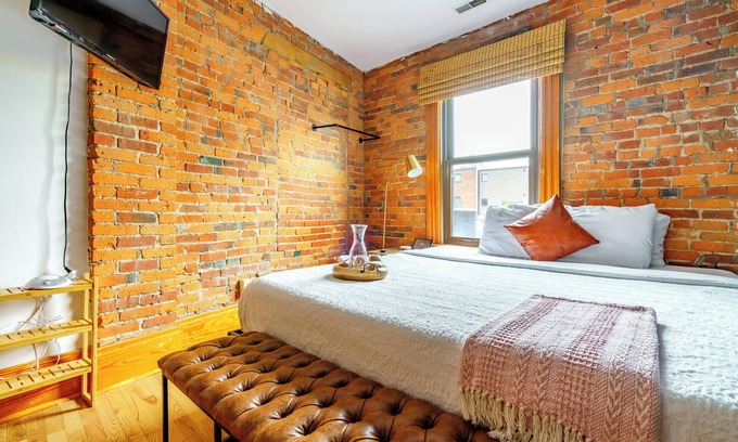 Italian Village Hotel | Casa on High - Right On High St