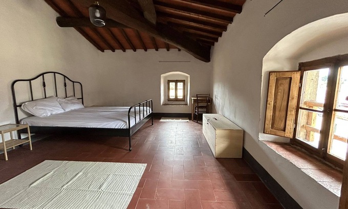 Panzano in Chianti Apartment | Casa Osci: Simple and Cozy Apartment with Vineyard Views in the Heart of Chianti